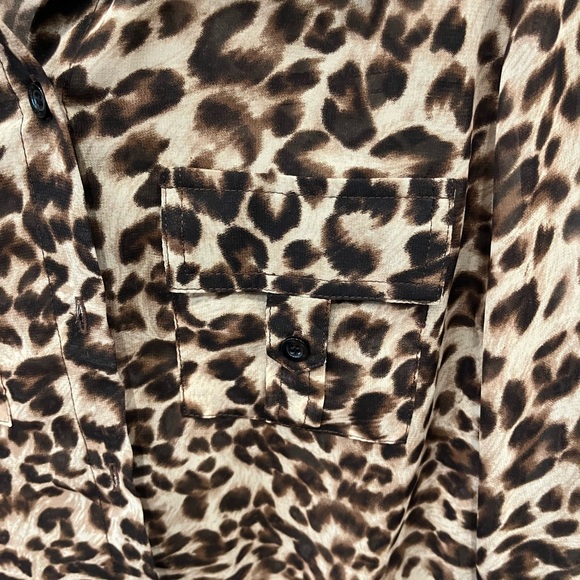 EUC Animal Print Blouse - Brand Love 21 - Picture 6 of 7